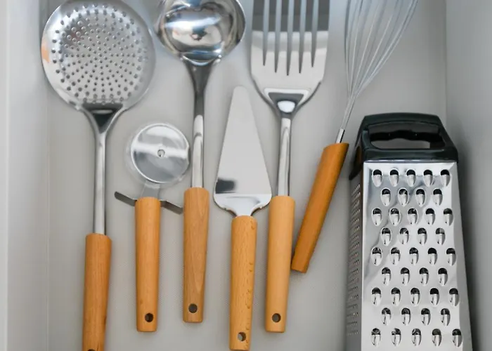 Apartment #avant_garde #beach 2',downtown 5' *